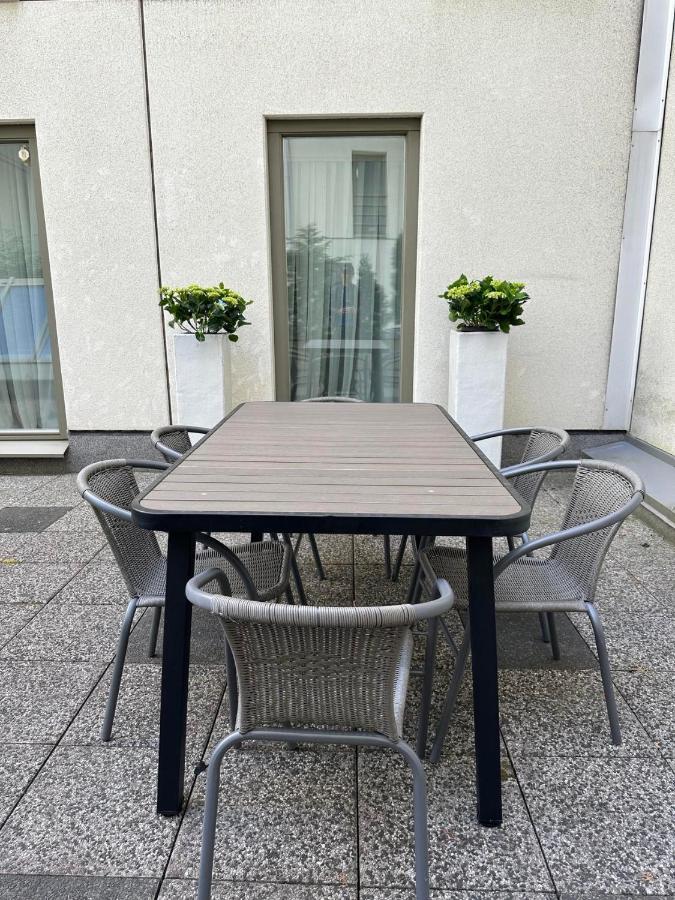 Tallinn City Apartments Roosikrantsi Экстерьер фото