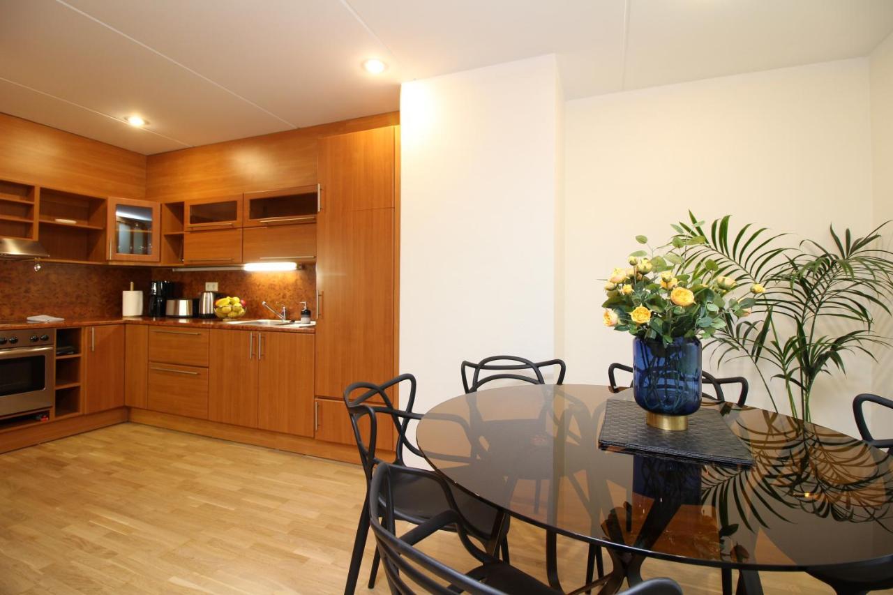 Tallinn City Apartments Roosikrantsi Экстерьер фото